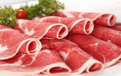 Chia sẻ bí quyết thái thịt bò đúng thớ giúp miếng thịt ngon và dễ nhai hơn