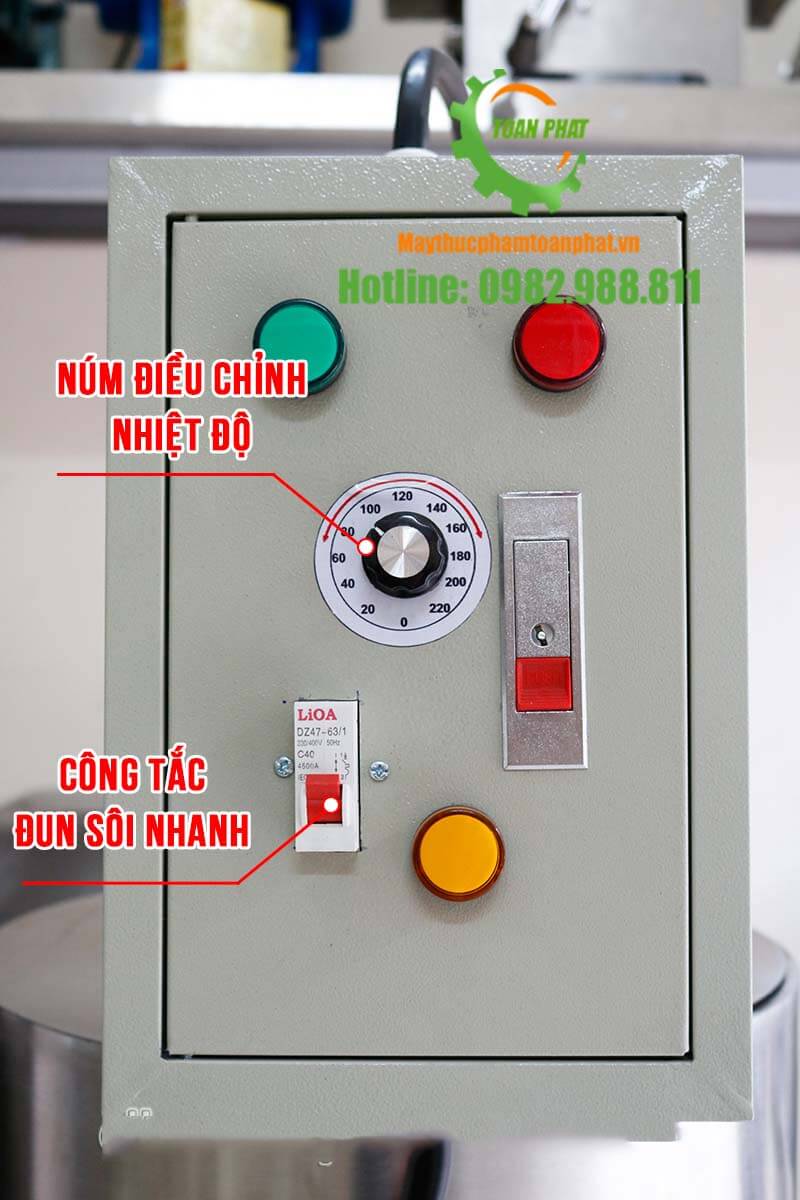 Hộp điều khiển của nồi nấu phở