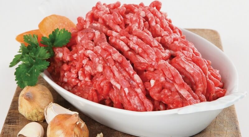 Thịt xay được làm từ máy xay thịt